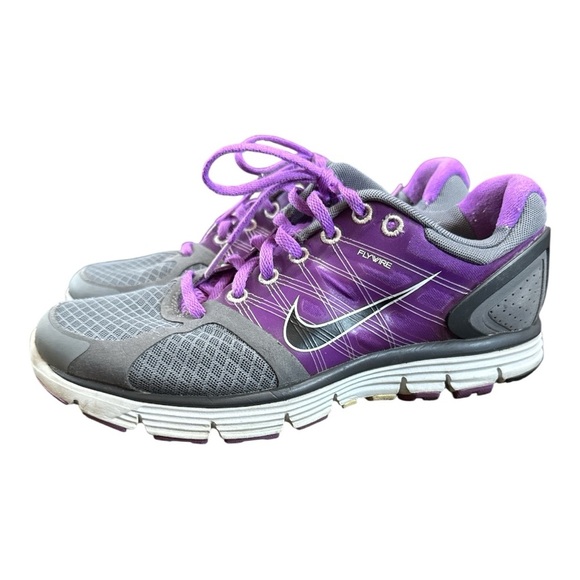 Nike Purple and Gray Athletic Shoes with Breathable Mesh - Picture 2 of 10
